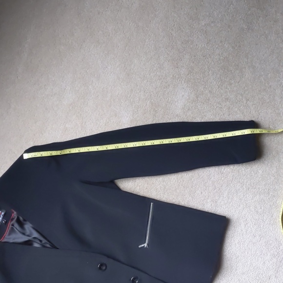 Laura Black Blazer, Button Front, Pockets, 8 - Picture 14 of 14